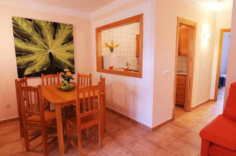 Maribel Villas Cala Blanca  Exteriör bild